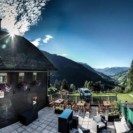 By Interhome * Donnersbach